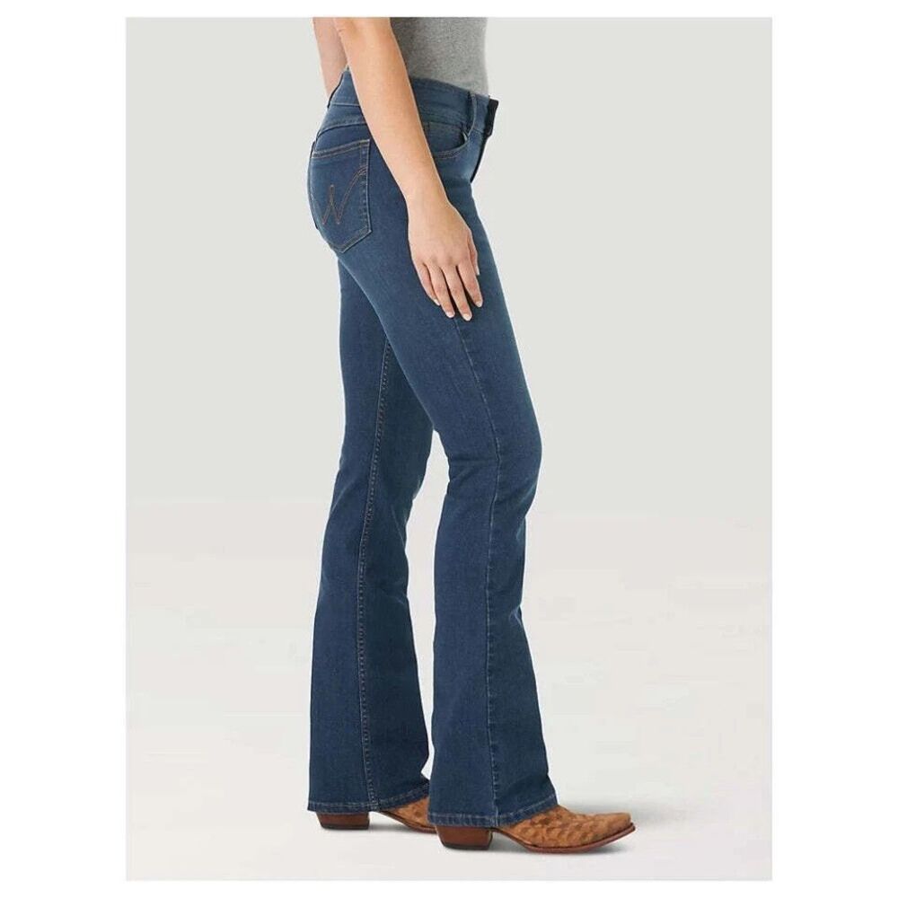 Wrangler 09MWZHK Cowgirl Essential Mid Rise Bootcut Jeans  Size 1/2  Western